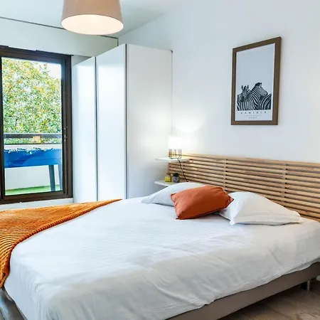 Le Sperata - Bel Appartement En Centre Ville Avec 2 Chambres, Terrasse Et Parking Pau Buitenkant foto